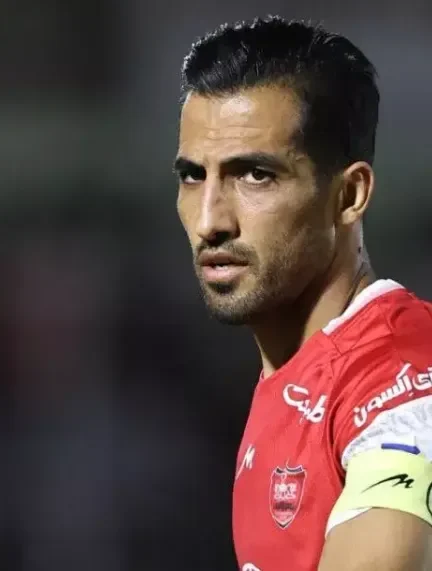 وحید امیری جانشین میلاد محمدی در پرسپولیس شد